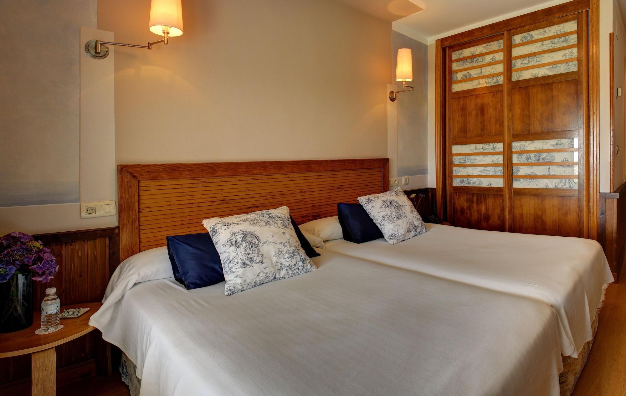 Hotel Mirador Del Sella リバデセリャ エクステリア 写真